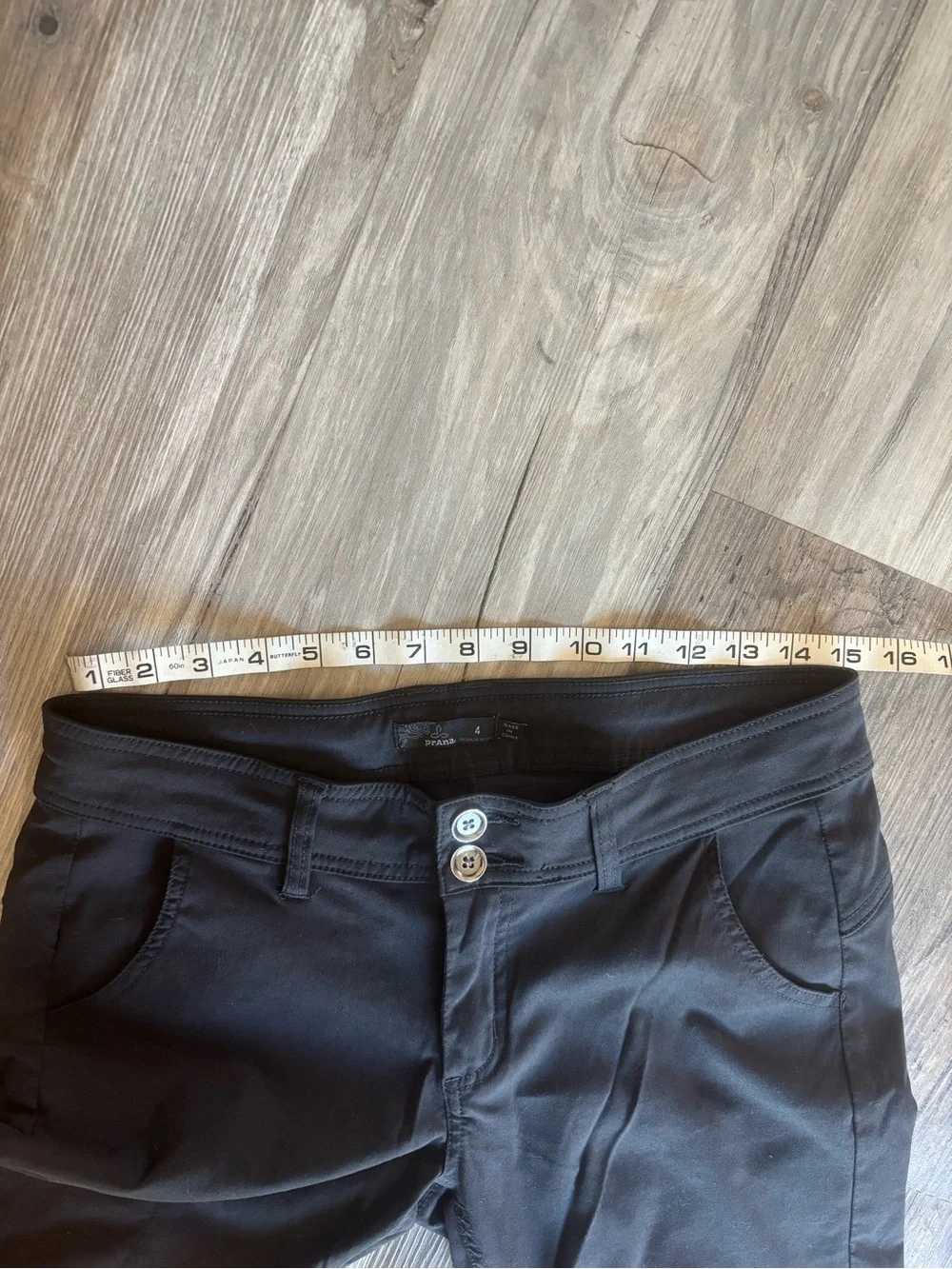 Prana Women’s Black Cargo Stretch Pants - Picture 6 of 9